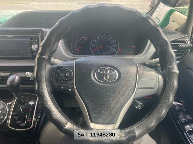Toyota VOXY 2017-09 8458746-17