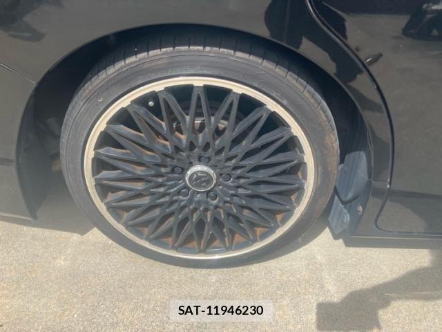 Toyota VOXY 2017-09 8458746-3