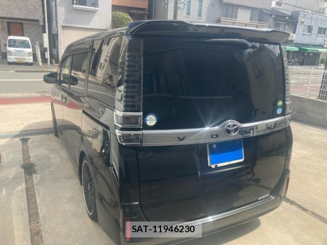 Toyota VOXY 2017-09 8458746-5