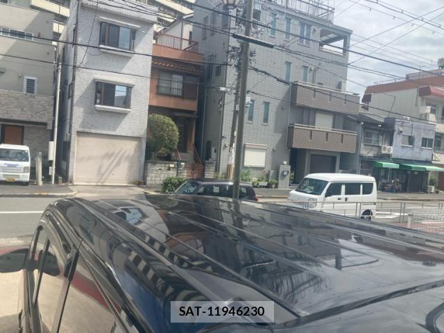 Toyota VOXY 2017-09 8458746-6