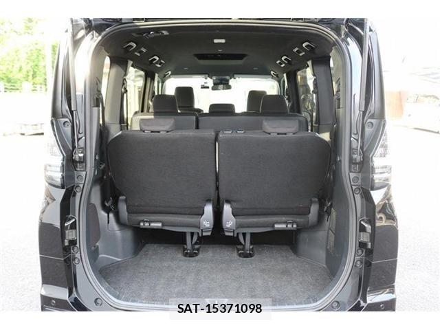 Toyota VOXY 2023-07 8458739-19