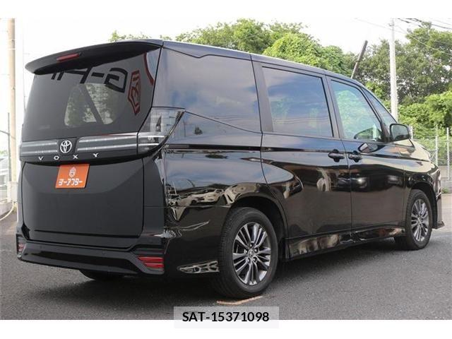 Toyota VOXY 2023-07 8458739-22