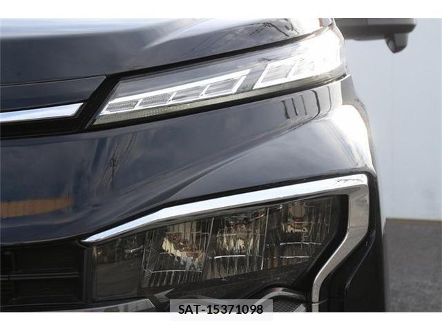 Toyota VOXY 2023-07 8458739-25
