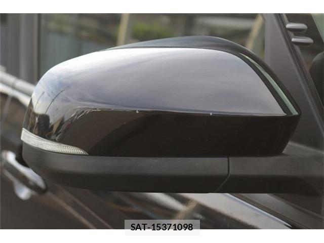 Toyota VOXY 2023-07 8458739-28