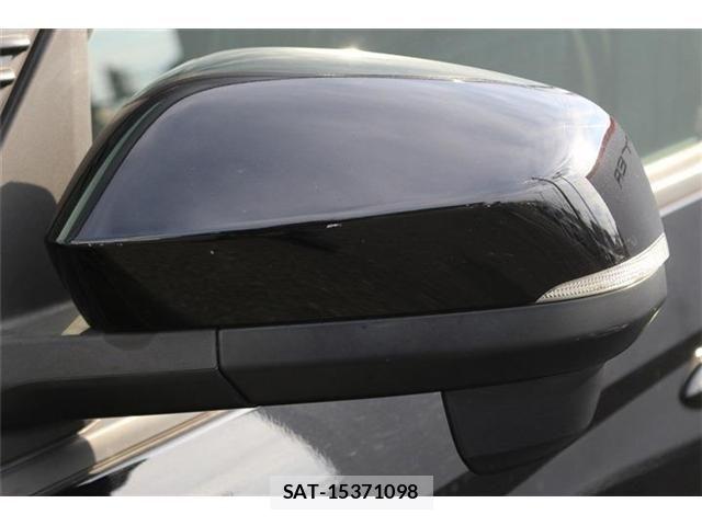 Toyota VOXY 2023-07 8458739-29