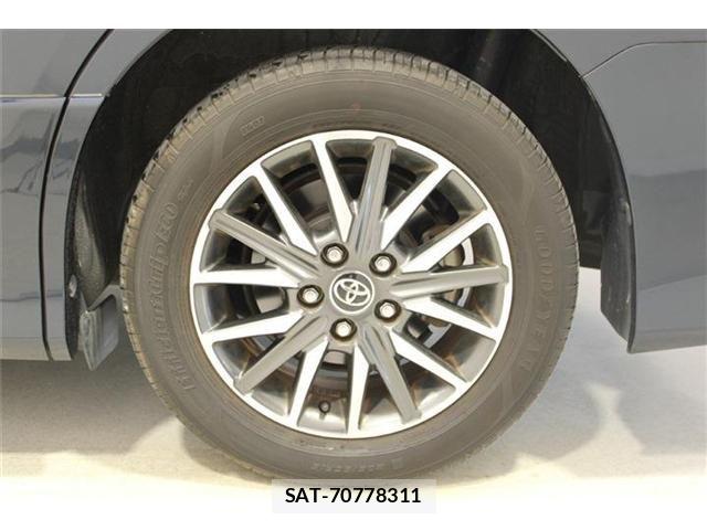 Toyota VOXY 2014-03 8458742-24