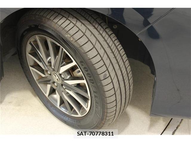 Toyota VOXY 2014-03 8458742-28