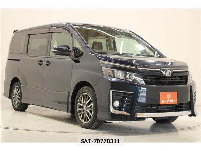 Toyota VOXY 2014-03 8458742-6