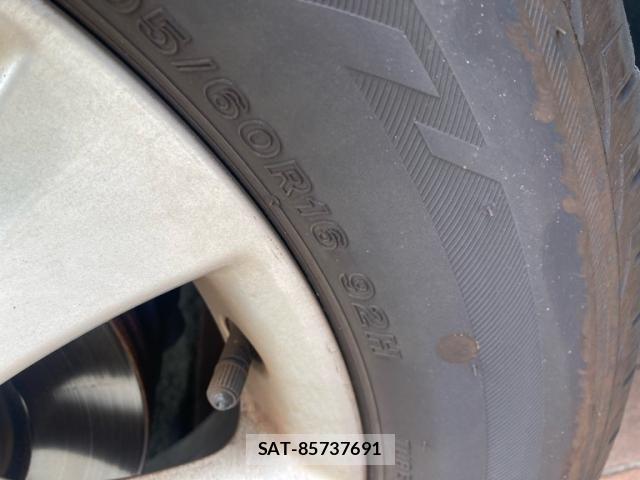 Toyota VOXY 2010-07 8458750-7