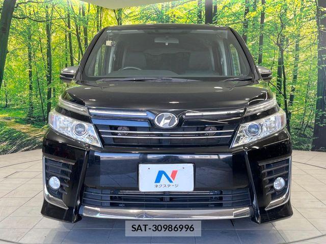 Toyota VOXY 2015-09 8458745-13