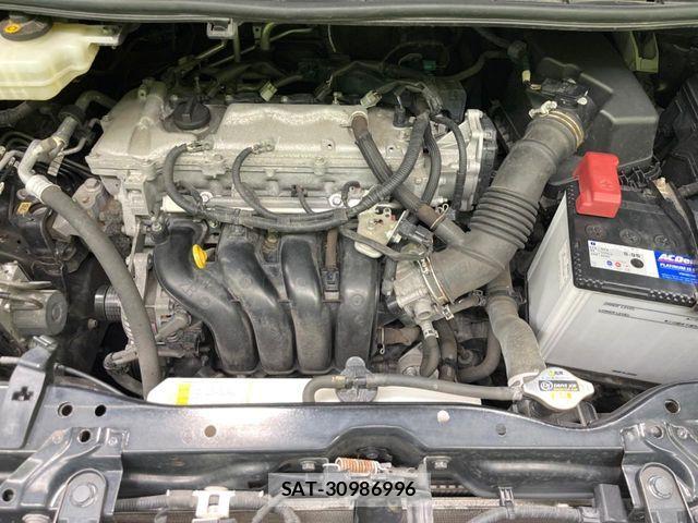 Toyota VOXY 2015-09 8458745-16
