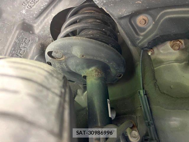 Toyota VOXY 2015-09 8458745-18