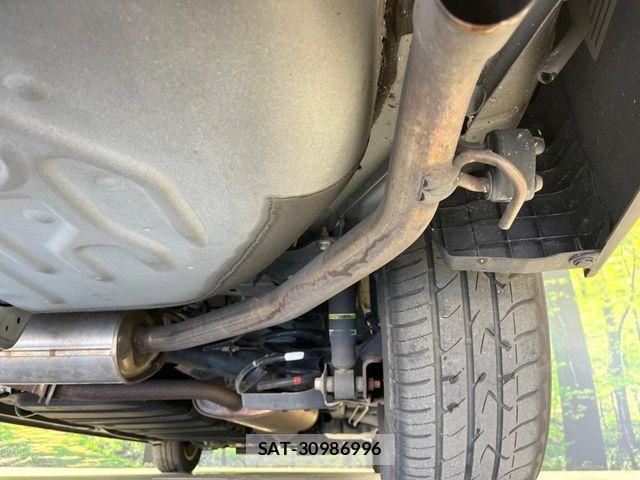 Toyota VOXY 2015-09 8458745-19