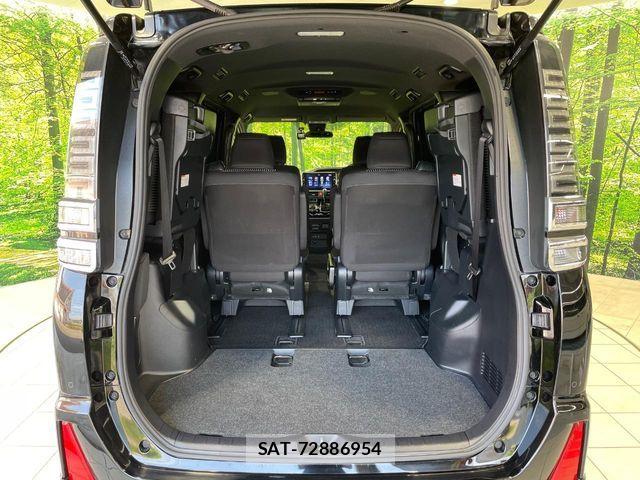 Toyota VOXY 2019-08 8458740-10