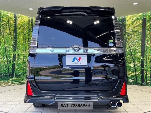 Toyota VOXY 2019-08 8458740-15