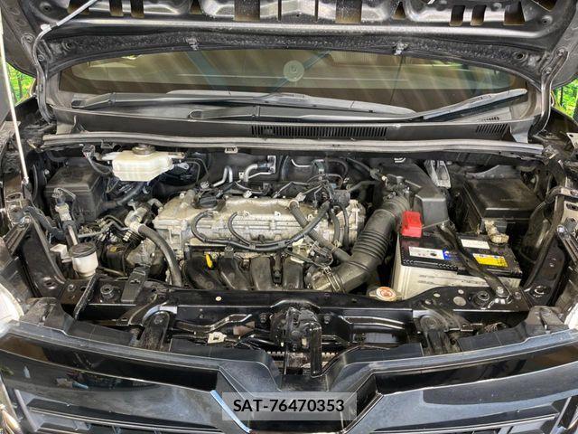 Toyota VOXY 2019-09 8458741-16