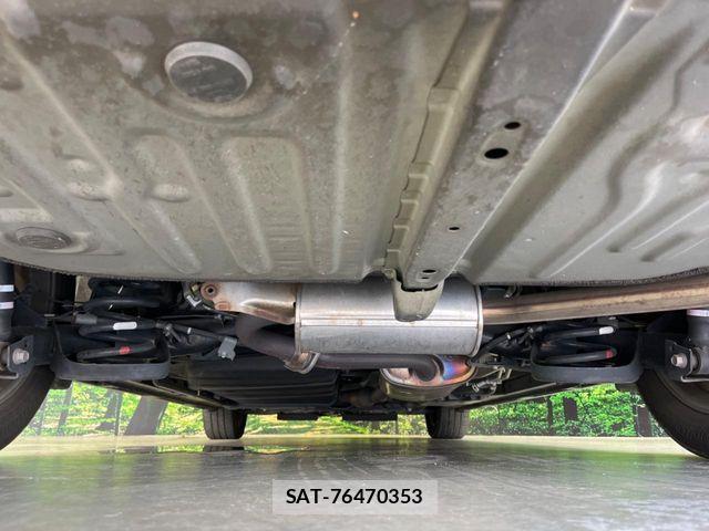 Toyota VOXY 2019-09 8458741-18