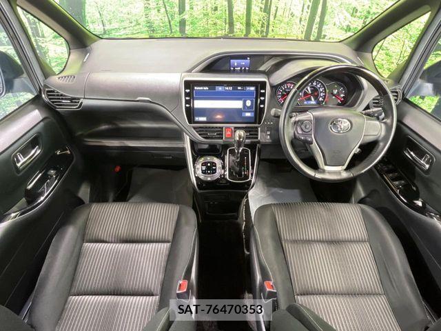 Toyota VOXY 2019-09 8458741-1