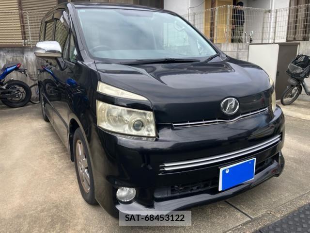 Toyota VOXY 2009-12 8458747-0