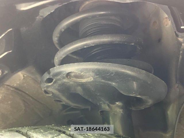 Toyota VOXY 2019-11 8458737-19