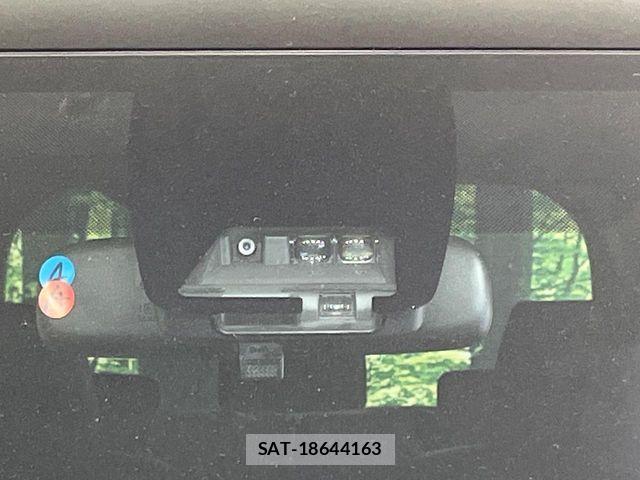 Toyota VOXY 2019-11 8458737-5