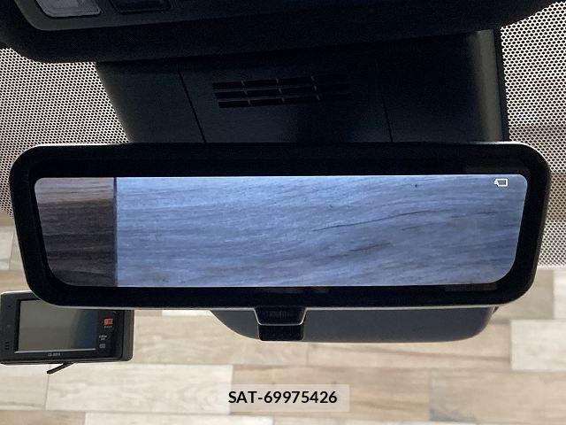 Toyota VOXY 2023-03 8486250-5