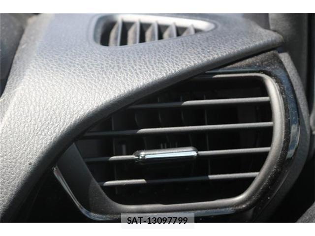 Toyota VOXY 2021-06 8486252-12