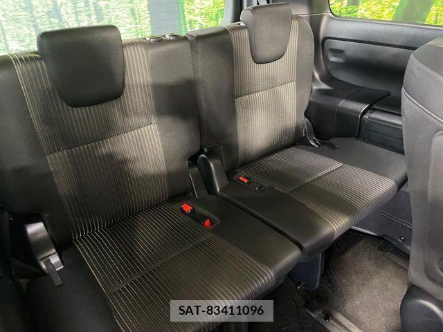 Toyota VOXY 2017-08 8486255-9