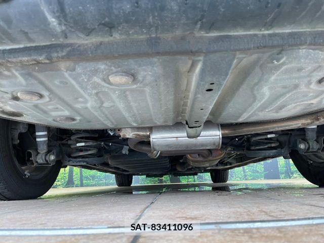 Toyota VOXY 2017-08 8486255-19