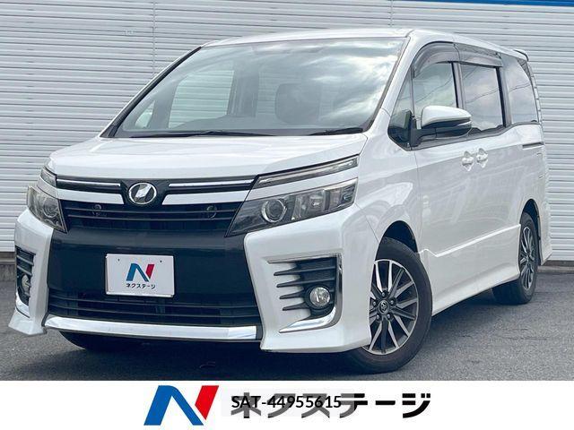 Toyota VOXY 2014-07 8486253-0