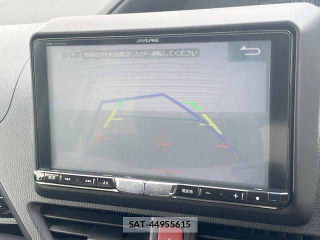 Toyota VOXY 2014-07 8486253-4