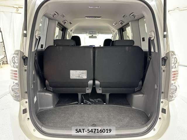 Toyota VOXY 2007-08 8486259-19