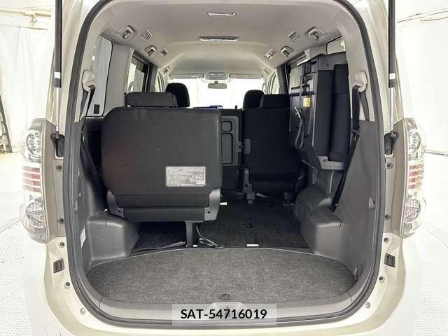 Toyota VOXY 2007-08 8486259-20