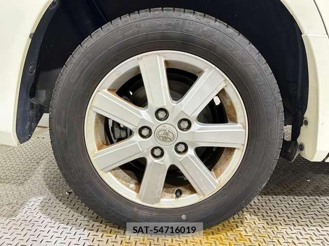 Toyota VOXY 2007-08 8486259-29