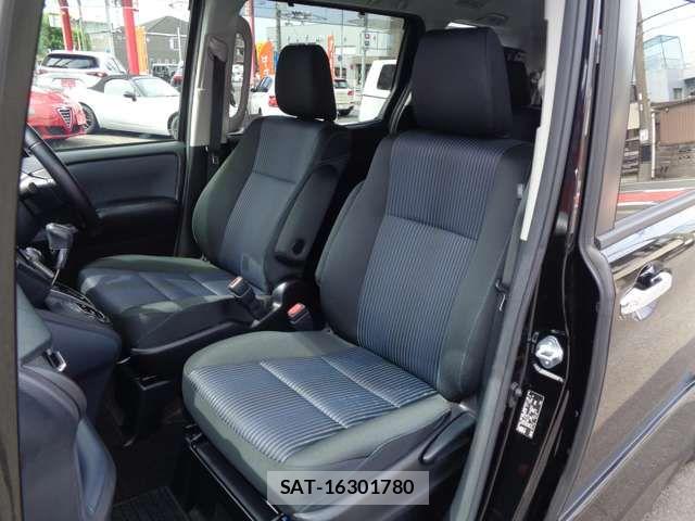Toyota VOXY 2015-09 8486254-12