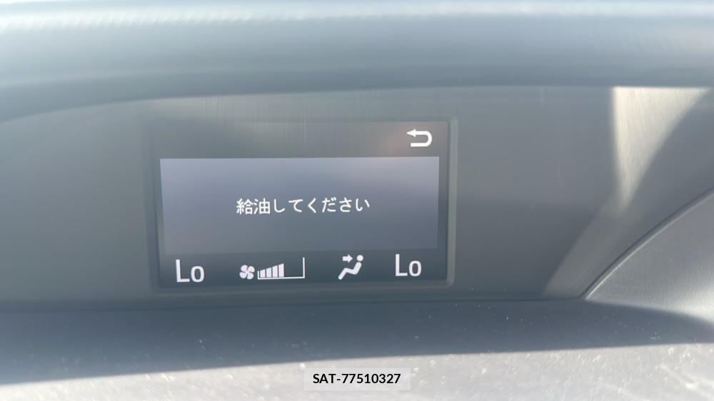 Toyota VOXY 2014-04 8451393-17