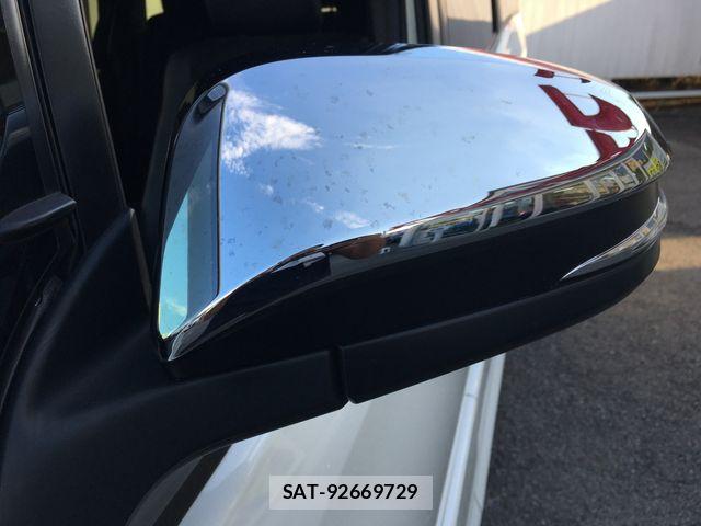 Toyota VOXY 2021-12 8528127-13
