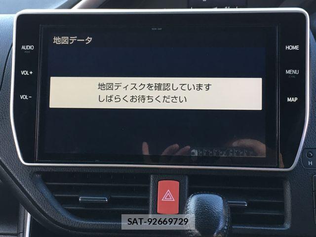Toyota VOXY 2021-12 8528127-22