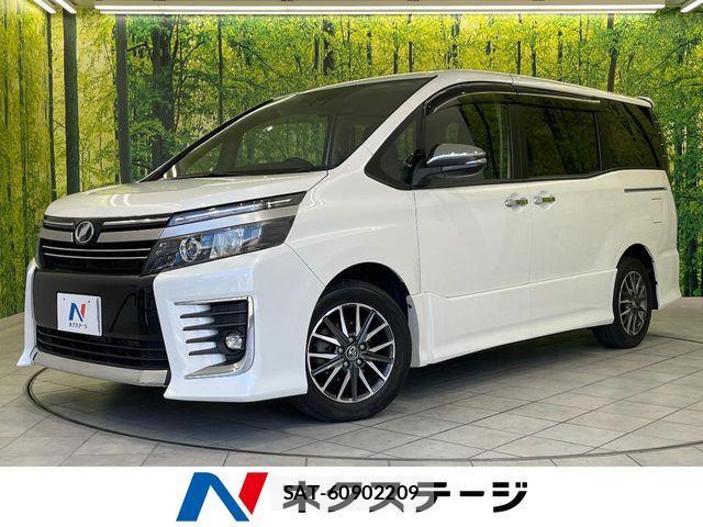 Toyota VOXY 2017-06 8528125-0