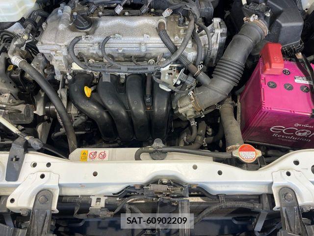 Toyota VOXY 2017-06 8528125-18