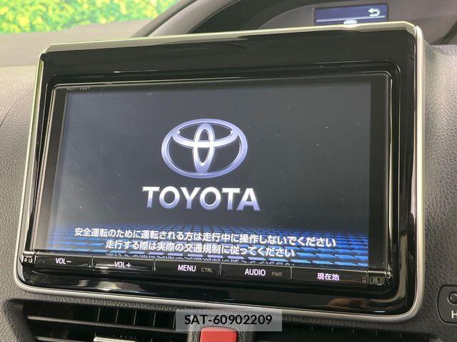Toyota VOXY 2017-06 8528125-4