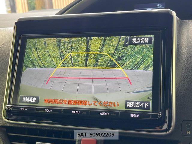 Toyota VOXY 2017-06 8528125-5