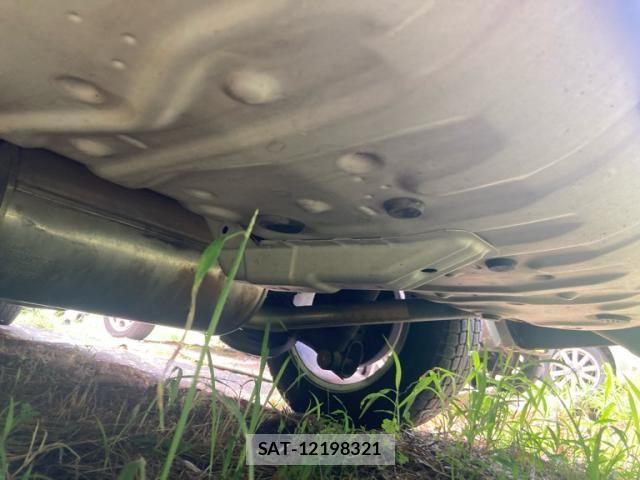 Toyota VOXY 2010-04 8528147-9