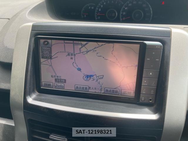 Toyota VOXY 2010-04 8528147-20