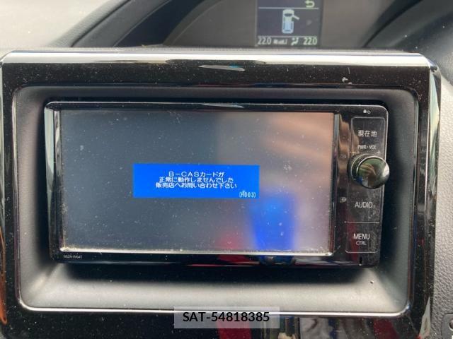 Toyota VOXY 2016-03 8528146-25