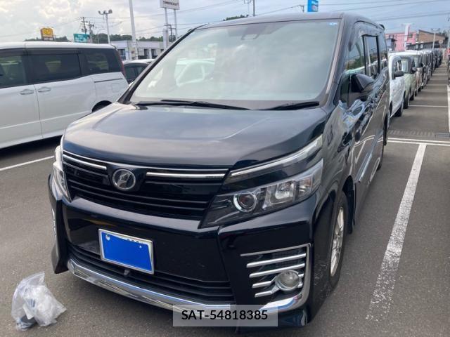 Toyota VOXY 2016-03 8528146-3