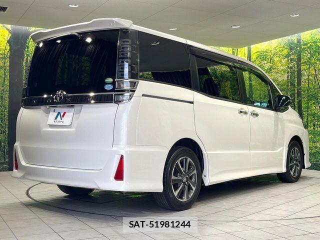 Toyota VOXY 2018-01 8528115-16