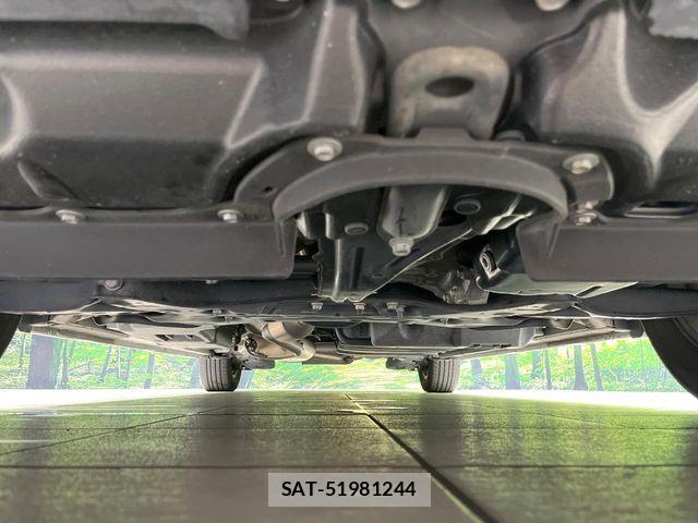 Toyota VOXY 2018-01 8528115-18