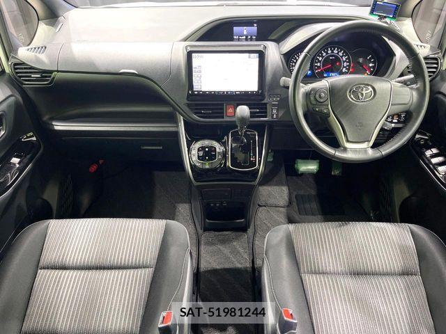 Toyota VOXY 2018-01 8528115-1