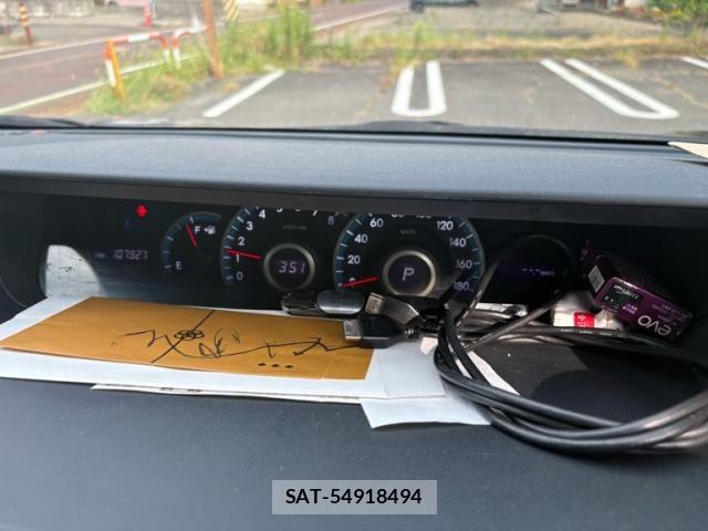 Toyota VOXY 2011-09 8528148-17